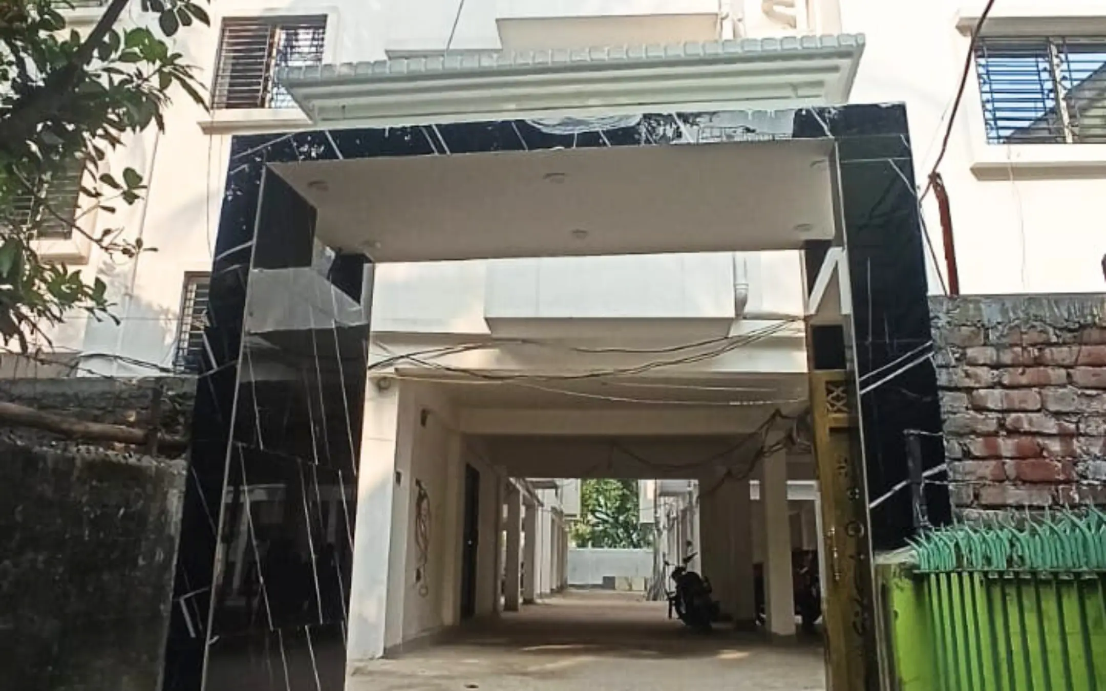 3BHK _ 2BHK FLAT _ Chinar Park _ Kolkata (14)