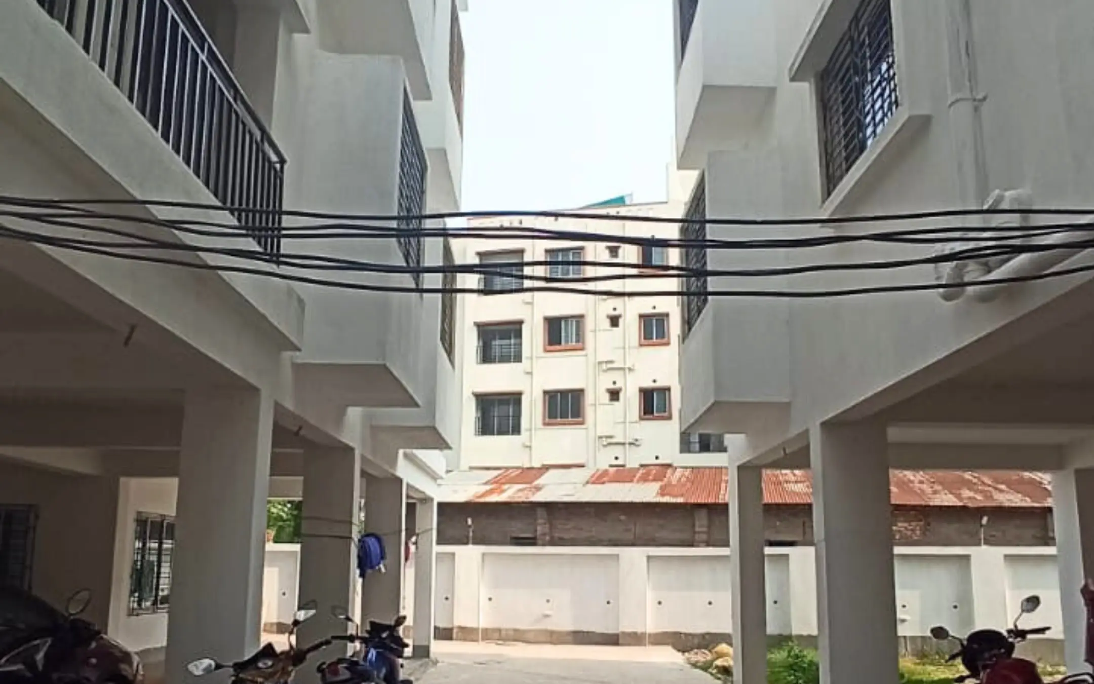 3BHK _ 2BHK FLAT _ Chinar Park _ Kolkata (3)