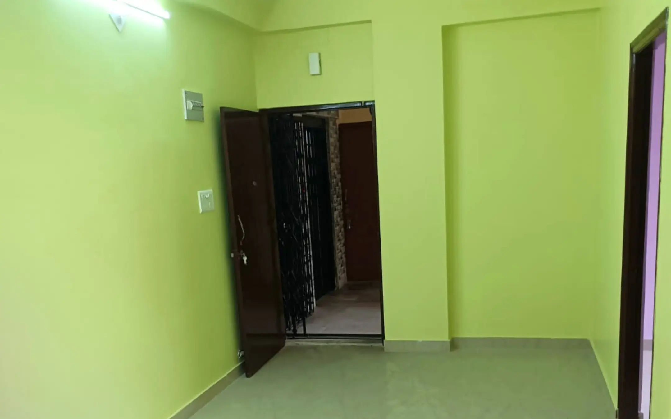 Durga Abasan 2BHK FLAT Chinar Park Kolkata (1)