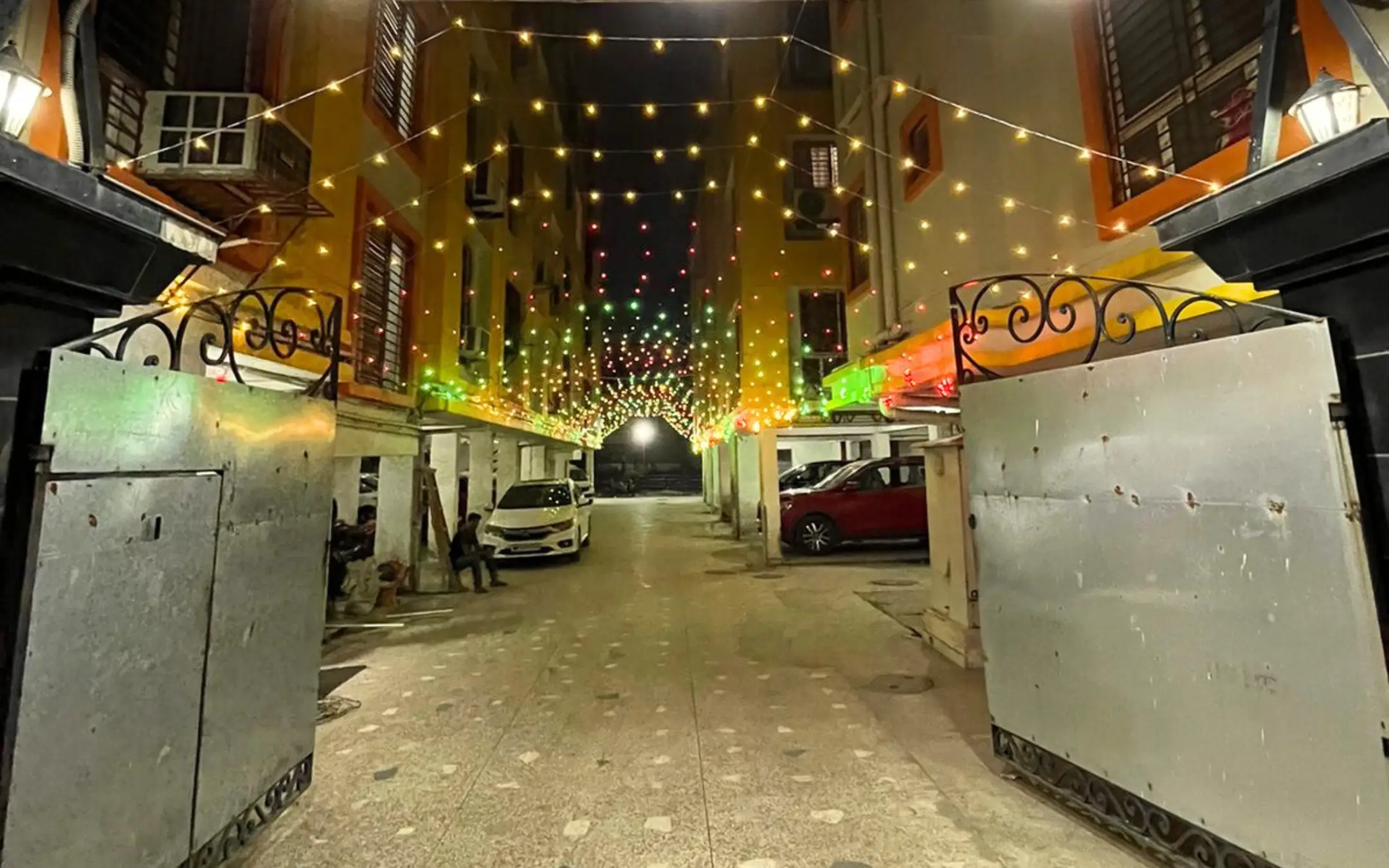 Emarald Garden _ 3BHK FLAT _ Chinar park _ Kolkata (7)