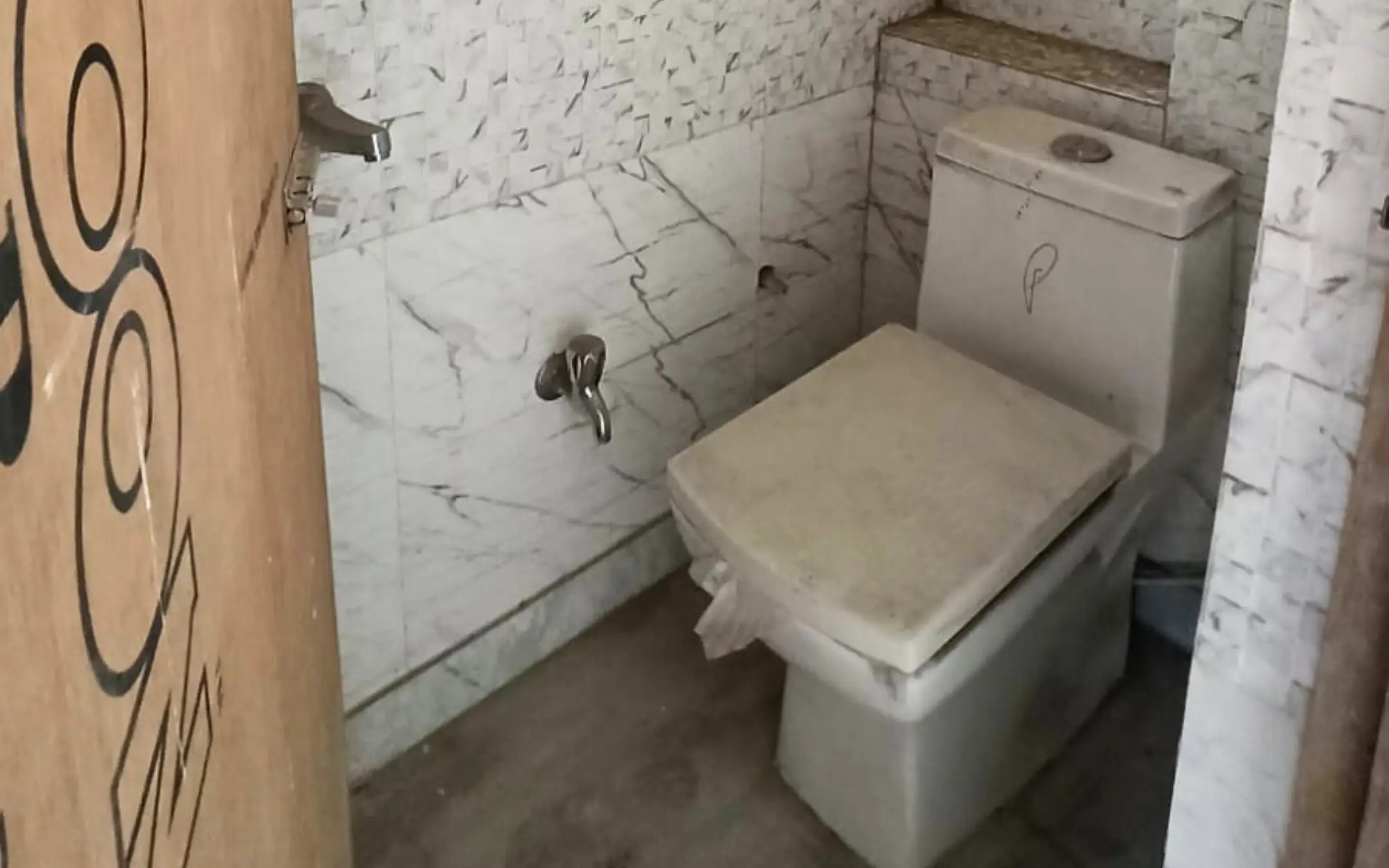 Shree Hary _ 2BHK FLAT _ Chinar Park _ Kolkata (12)